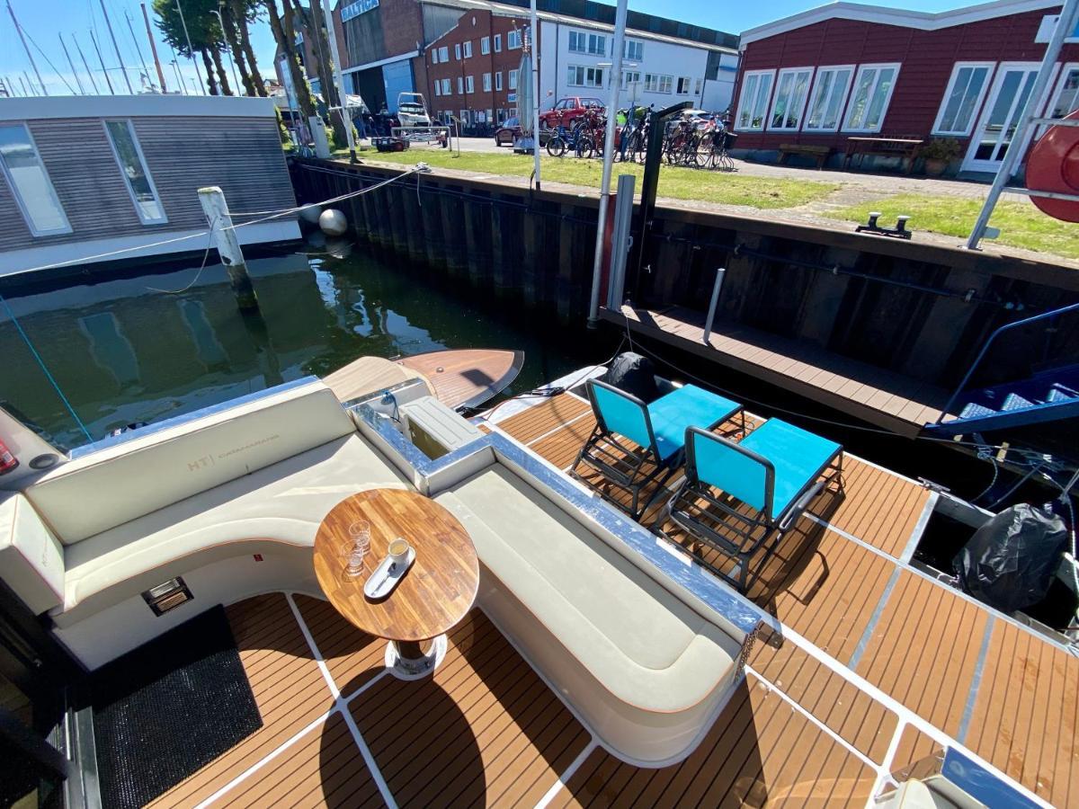 Hausboot Mit Traumlage In Luebeck-Travemuende Hotel Exterior photo