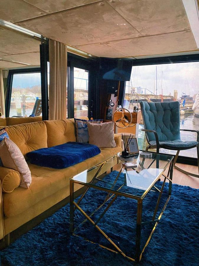 Hausboot Mit Traumlage In Luebeck-Travemuende Hotel Exterior photo